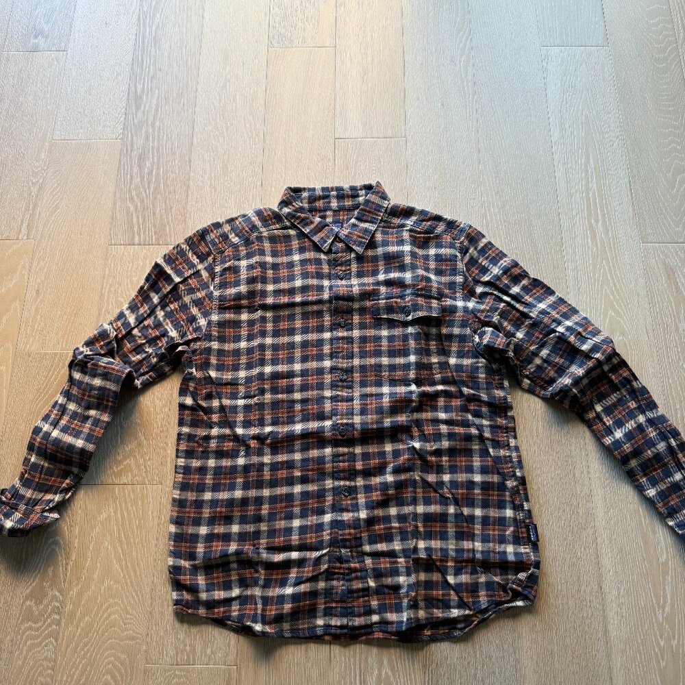 Patagonia Flannel Shirt (M)